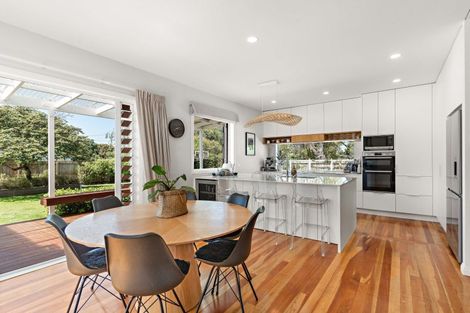 Photo of property in 23 Jellicoe Street, Greytown, 5712