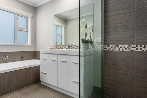 Photo of property in 6 Omega Place, Coastlands, Whakatane, 3120