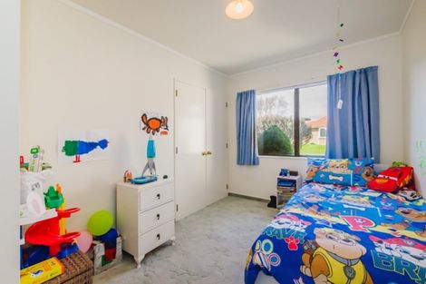 Photo of property in 14 Wood Leigh, Paraparaumu Beach, Paraparaumu, 5032