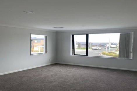 Photo of property in 38 Kotuitui Drive, Wainui, Silverdale, 0992