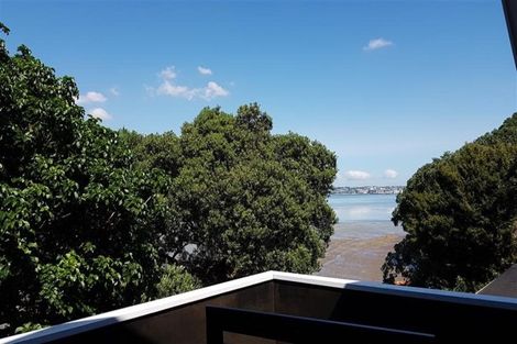 Photo of property in 67 Norwood Road, Bayswater, Auckland, 0622