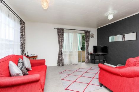 Photo of property in 1/76 Eliot Street, New Plymouth, 4310