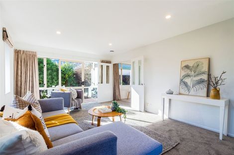 Photo of property in 75a Farquhars Road, Redwood, Christchurch, 8051