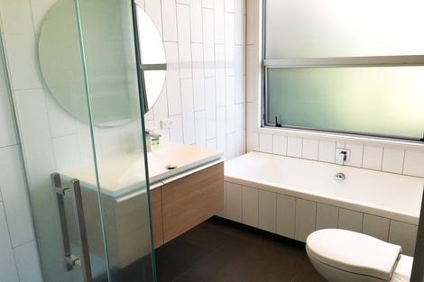 Photo of property in 58c Pekanga Road, Normandale, Lower Hutt, 5010