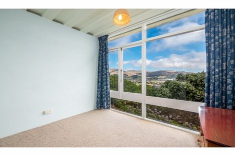 Photo of property in 76 Cannon Hill Crescent, Mount Pleasant, Christchurch, 8081