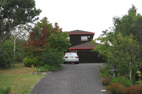 Photo of property in 13 Juliet Place, Forrest Hill, Auckland, 0620