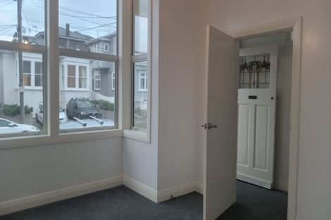 Photo of property in 12 Caroline Street, Mount Victoria, Wellington, 6011