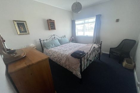 Photo of property in 11 Tane Street, New Lynn, Auckland, 0600