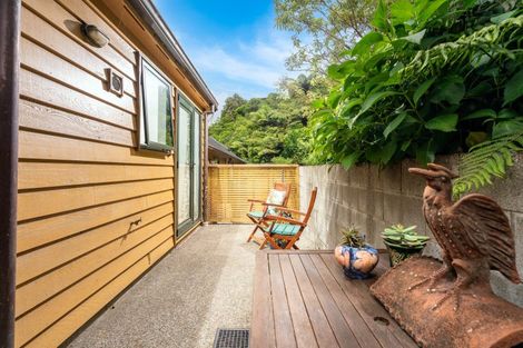 Photo of property in 29 Futuna Close, Karori, Wellington, 6012
