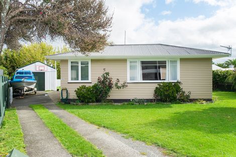 Photo of property in 1 Keiha Street, Riverdale, Gisborne, 4010