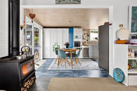 Photo of property in 1142 Abel Tasman Drive, Ligar Bay, Takaka, 7183