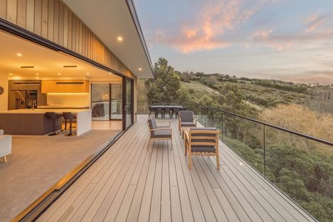 Photo of property in 7 Francis James Lane, Redcliffs, Christchurch, 8081