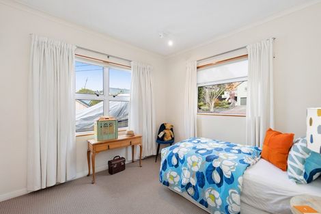 Photo of property in 16 Godden Crescent, Orakei, Auckland, 1071
