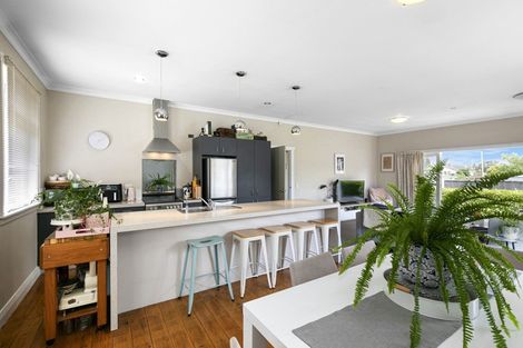 Photo of property in 178b Oxford Terrace, Epuni, Lower Hutt, 5011