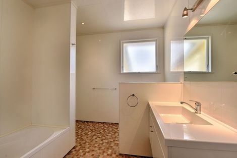 Photo of property in 16 Farm Street, Lumsden, 9730