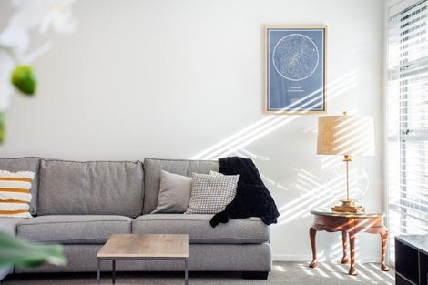 Photo of property in 48 Hills View Drive, Papamoa, 3118