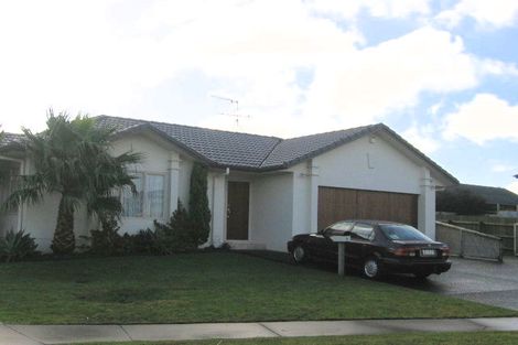 Photo of property in 14 Attymon Lane, East Tamaki, Auckland, 2016