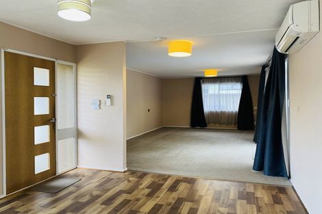 Photo of property in 3 Pinehurst Place, Wattle Downs, Auckland, 2103