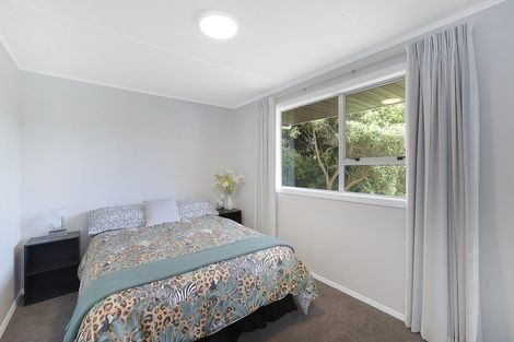 Photo of property in 11 Horomona Road, Paekakariki, 5034