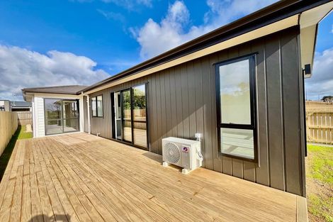 Photo of property in 28 Farrell Road, Pukekohe, 2120