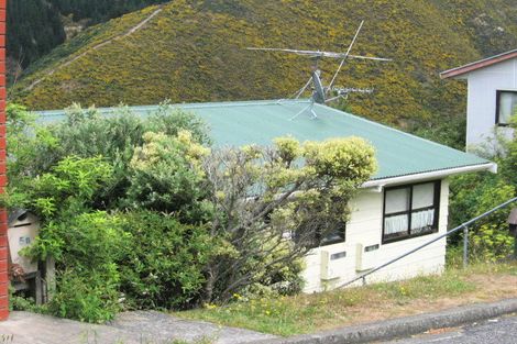 Photo of property in 5 Clinton Way, Kingston, Wellington, 6021