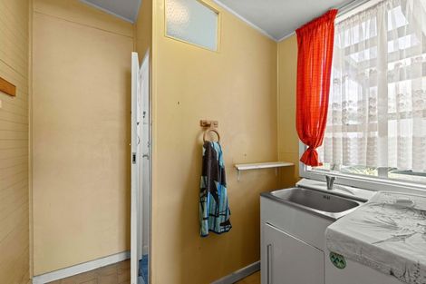 Photo of property in 21 Hay Street, Bromley, Christchurch, 8062