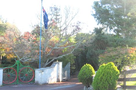 Photo of property in 325 Redoubt Road, Totara Park, Auckland, 2019