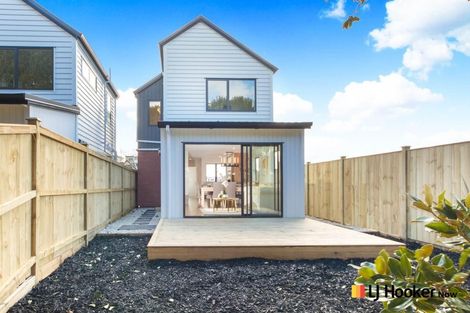 Photo of property in 7 Combat Street, Papakura, 2110