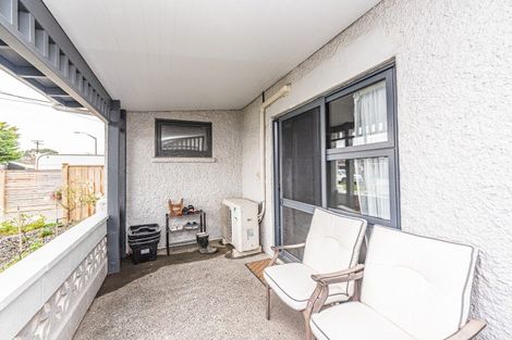 Photo of property in 74 Portal Street, Durie Hill, Whanganui, 4500