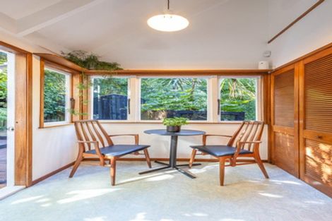 Photo of property in 27 Rosecamp Road, Beach Haven, Auckland, 0626