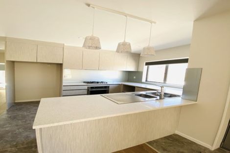 Photo of property in 18b Fernaig Street, Papakura, 2110