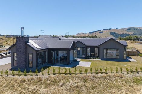 Photo of property in 47 Seven Oaks Drive, Kinloch, Taupo, 3377