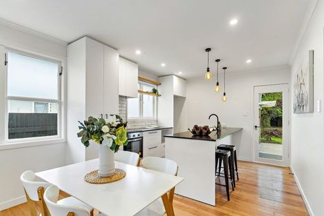 Photo of property in 2 Windsor Street, Solway, Masterton, 5810