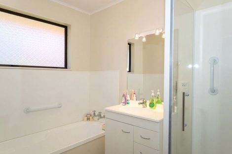 Photo of property in 2/27 Henry Street, Blenheim, 7201