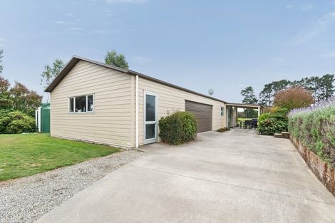 Photo of property in 32 Arthur Road, Paraite, New Plymouth, 4373