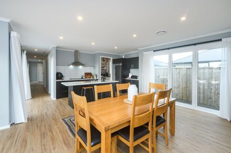 Photo of property in 2 Oldfield Lane, Marton, 4710