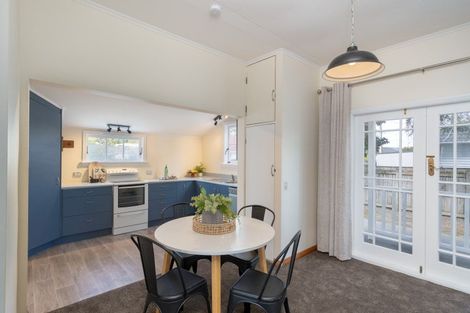 Photo of property in 5 Mangaroa Hill Road, Clouston Park, Upper Hutt, 5018