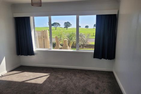 Photo of property in 4 Puni Street, Fitzroy, New Plymouth, 4312