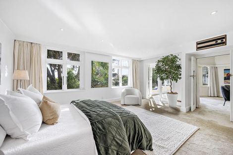 Photo of property in 151 Marine Parade, Eastbourne, Lower Hutt, 5013