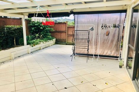 Photo of property in 9 Kalmore Place, Flat Bush, Auckland, 2016