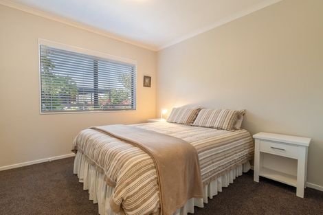 Photo of property in 10 De La Mare Drive, Leamington, Cambridge, 3432