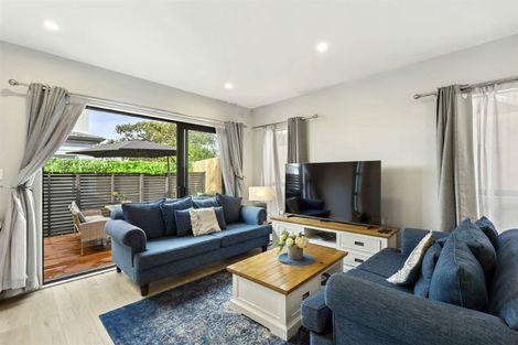 Photo of property in 14b Notre Dame Way, Albany, Auckland, 0632