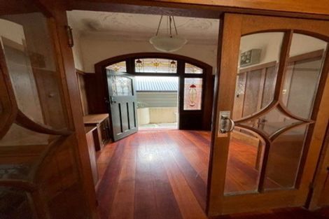 Photo of property in 64 Hawker Street, Mount Victoria, Wellington, 6011