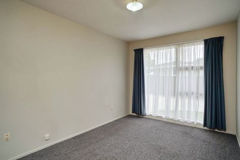 Photo of property in 1/69 Denise Crescent, Hornby, Christchurch, 8042
