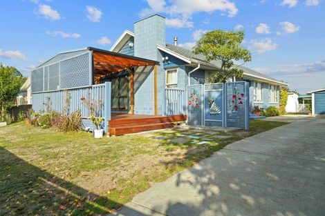 Photo of property in 41 Kathleen Crescent, Hornby, Christchurch, 8042