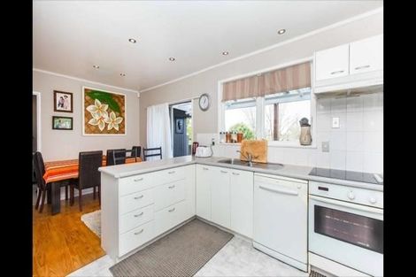 Photo of property in 5 Valencia Place, Manurewa, Auckland, 2102