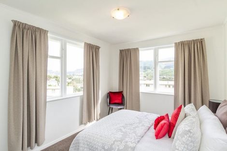 Photo of property in 29 Roberts Street, Tawa, Wellington, 5028
