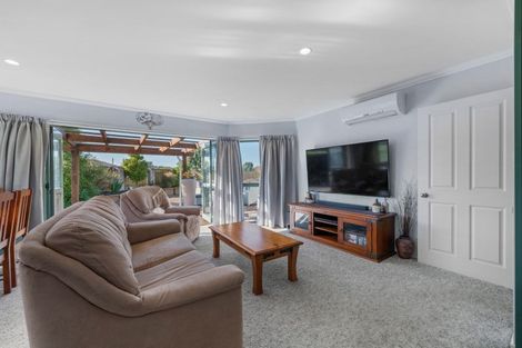 Photo of property in 101 Parnell Heights, Kelvin Grove, Palmerston North, 4414