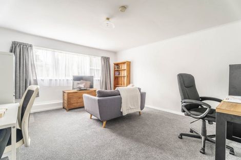 Photo of property in 16 Truscott Avenue, Johnsonville, Wellington, 6037