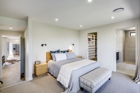 Photo of property in 72 Breadalbane Avenue, Havelock North, 4130